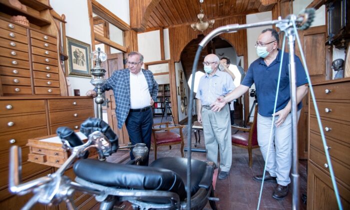 “Diş Hekimliği Müzesine” ödül