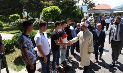 Diyanet İşleri Başkanı Erbaş, Gostivarlılarla bir araya geldi