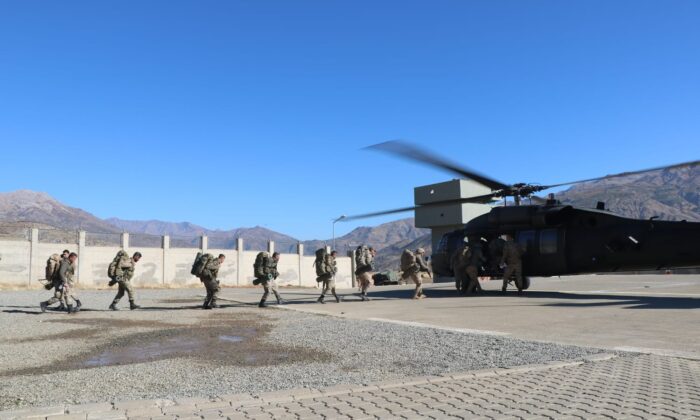 Diyarbakır merkezli 5 ilde uyuşturucu tacirlerine yönelik operasyon