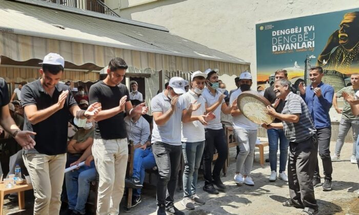 Diyarbakır’da göreve yeni başlayan itfaiye erleri tarihi mekanları gezdi