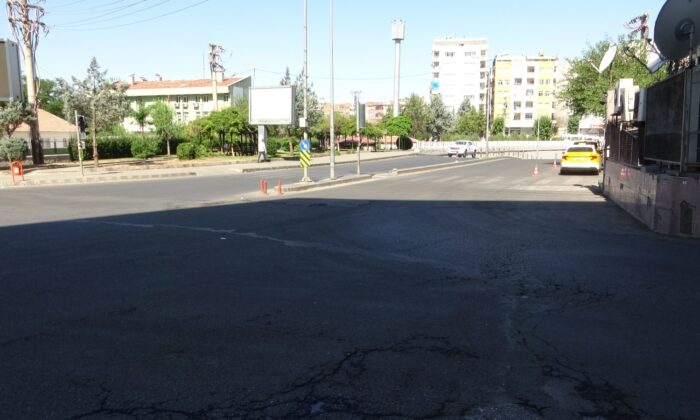 Diyarbakır’da hafta sonu kısıtlamada cadde ve sokaklar boş kaldı