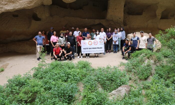 Doğa ile iç içe kitap okumanın keyfine vardılar