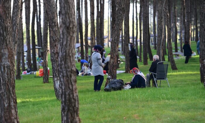 Doğal Yaşam Parkı vatandaşların gözde mekanı oldu