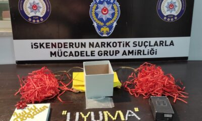 Doğum günü hediye kutusundan uyuşturucu çıktı