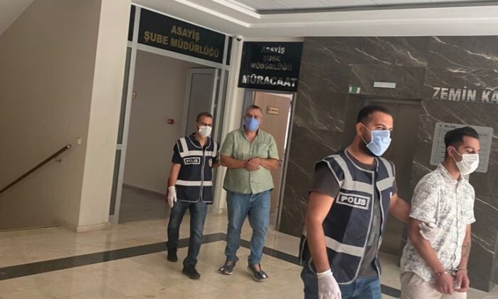 Dört ayrı işyerinden ‘tırnakçılık yöntemi’ ile para çalan iki şahıs yakalandı