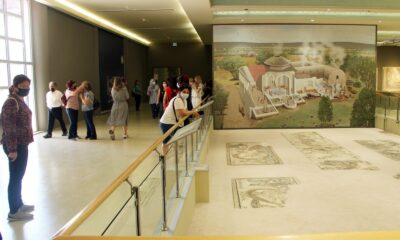 Dünyanın en büyük müzesi ziyaretçilerini bekliyor