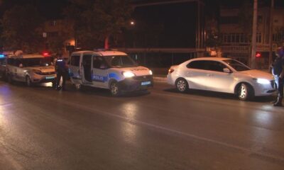 ‘Dur’ ihtarına uymayan ehliyetsiz sürücü kovalamaca sonucu yakalandı