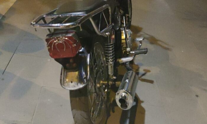 ’Dur’ ikazına uymadı, motosiklet fiyatından fazla ceza aldı