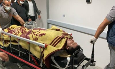 Düştüğü taş ezme makinesinde bacağı kopan yaralı kepçeyle taşındı