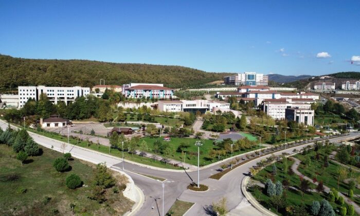 Düzce’ye Eczacılık Fakültesi