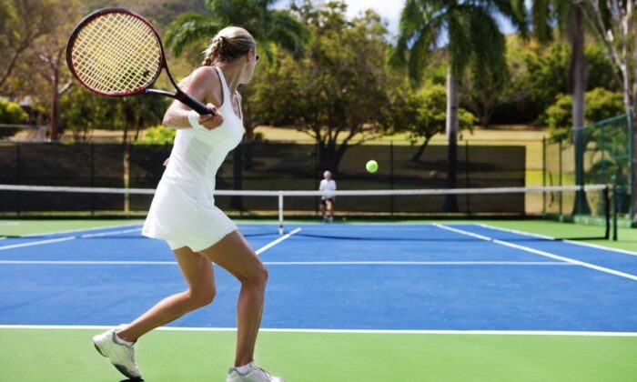 EBYÜ’de tenis kursu