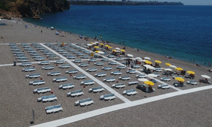 EKDAĞ Konyaaltı ve Lara Plajı hizmete açıldı