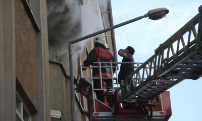 Elazığ’da ev yangını: 3 kişi dumandan etkilendi