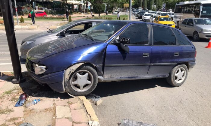 Elazığ’da trafik kazası: 2 yaralı