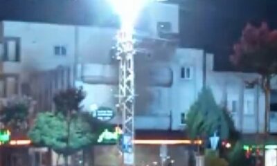 Elektrik trafosu bomba gibi patladı