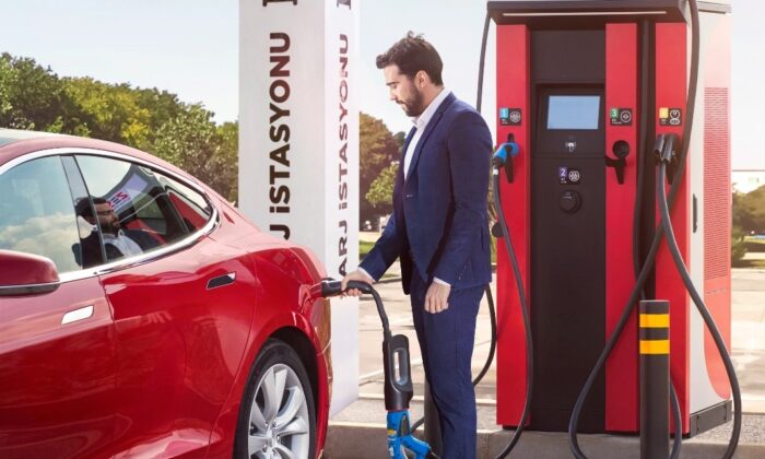 Elektrikli şarj istasyonu ağı ZES, bin sokete ulaştı
