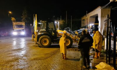 Emet’te sağanak yağış sele neden oldu