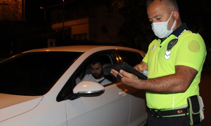 Emniyetten gece yarısı şok denetim
