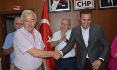 Erdek’te  “Millet İttifakı” adayı Burhan Karışık