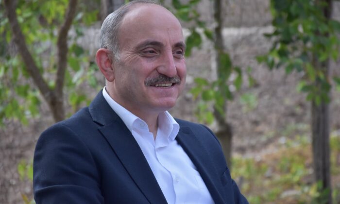 Erenler’de cadde ve sokaklar yenileniyor