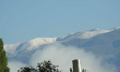 Erzincan’da Esence Dağı’na Haziran ayında kar yağdı