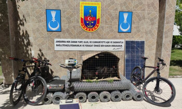 Erzincan’da hırsızlık zanlısı 4 kişi yakalandı