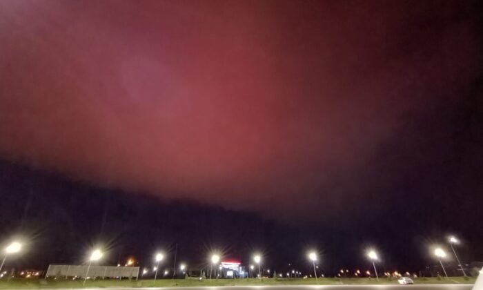 Erzurum’da garip bir hava olayı, görenler gözünü alamadı