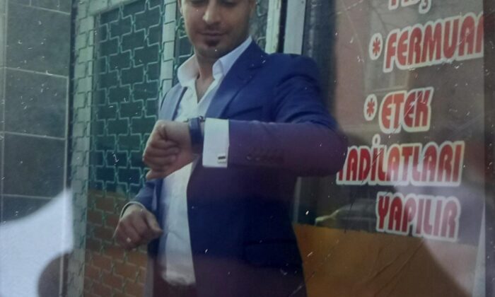 Eşine laf atan komşusunu öldürdü