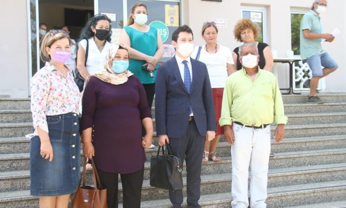 Eşini bıçakla öldüren kocanın ilk duruşması yapıldı