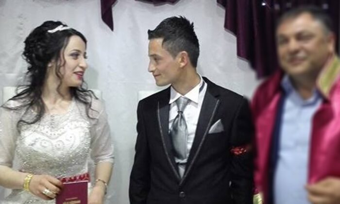 Eşini boğazından bıçaklayarak öldüren adam tutuklandı