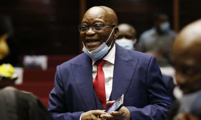 Eski Güney Afrika Cumhurbaşkanı Zuma’ya 15 ay hapis cezası