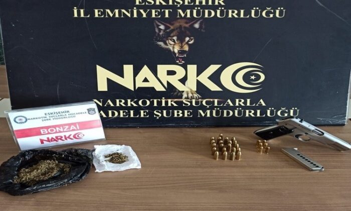 Eskişehir’de uyuşturucu operasyonunda 4 kişi tutuklandı