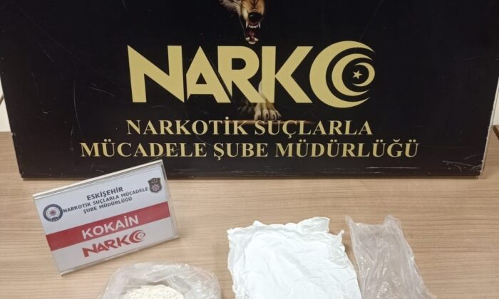 Eskişehir’e kokain getirirken yakalandı