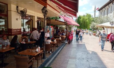 Esnafın ortak temennisi bir daha kapanmamak