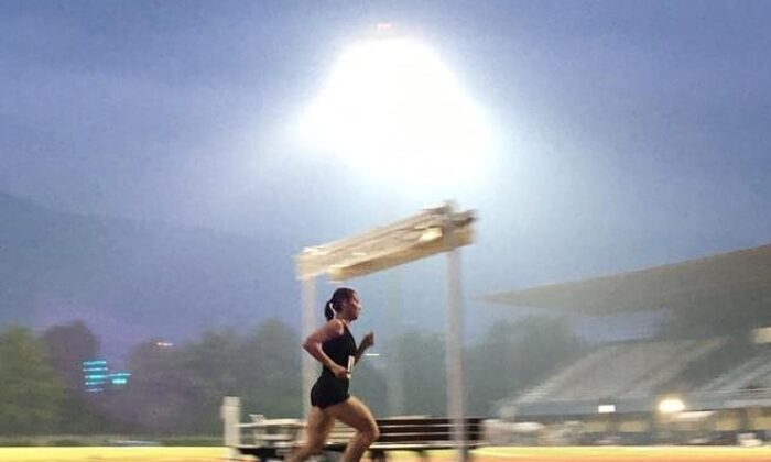 Eyüpsultanlı atlet Fadime Ayazma, Bursa’dan üçüncülükle döndü