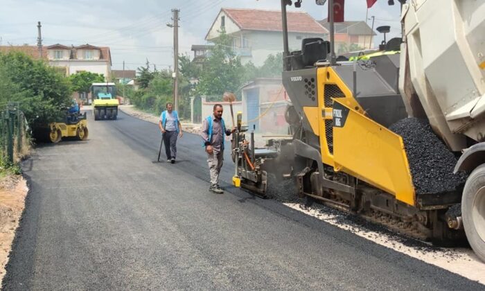 Fatih Mahallesi’nde üstyapı çalışmaları sürüyor