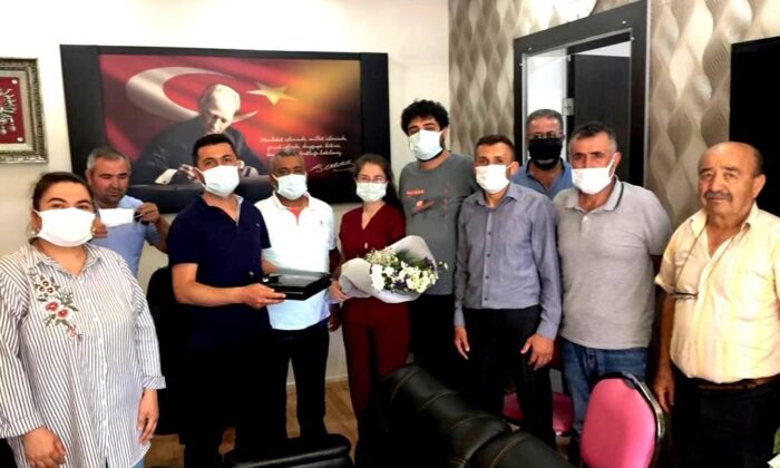 Fedakar doktor ve eşine teşekkür ziyareti