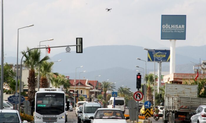 Fethiye’de drone ile trafik denetimi