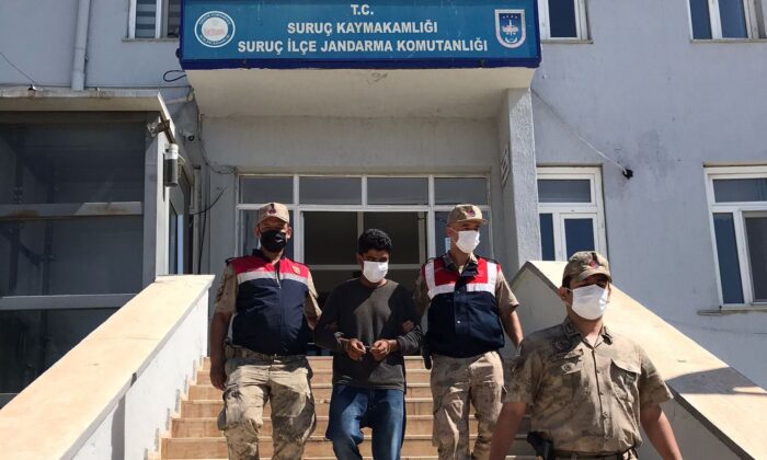 FETÖ’den aranan şahıs saklandığı evde yakalandı