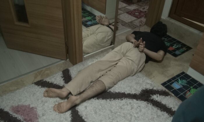 FETÖ’den ihraç öğretmen ve 2 üye saklandığı hücre evinde yakalandı