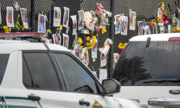 Florida’da çöken binadan dram çıktı