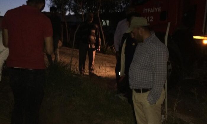 Fosseptik çukuruna düşen ineği itfaiye ekibi kurtardı