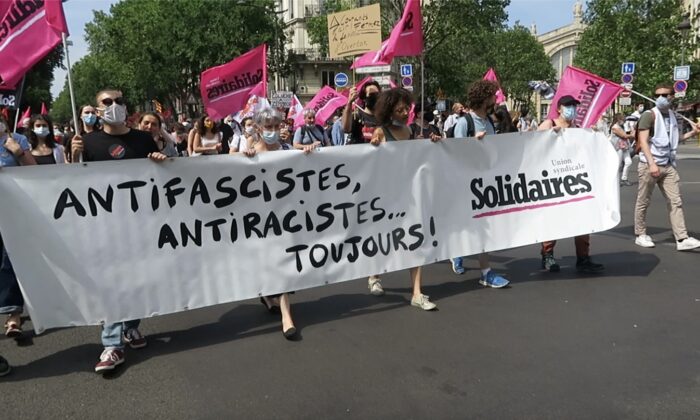 Fransa’da aşırı sağ karşıtı “özgürlük yürüyüşü”