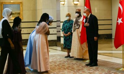 Gambiya Büyükelçisi Njie, Cumhurbaşkanı Erdoğan’a güven mektubu sundu