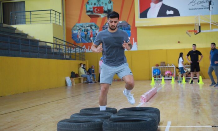 Gaziosmanpaşa’da 107 aday, zabıta memuru olmak için ter döktü