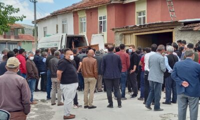 Göçük altında vefat eden kardeş son yolculuğuna uğurlandı