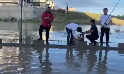 Göle dönen yolları tiye aldılar, balık tutup mangal yaktılar