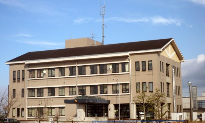 Görev için gittiği evden 90 bin dolarlık eşya çalan polis tutuklandı