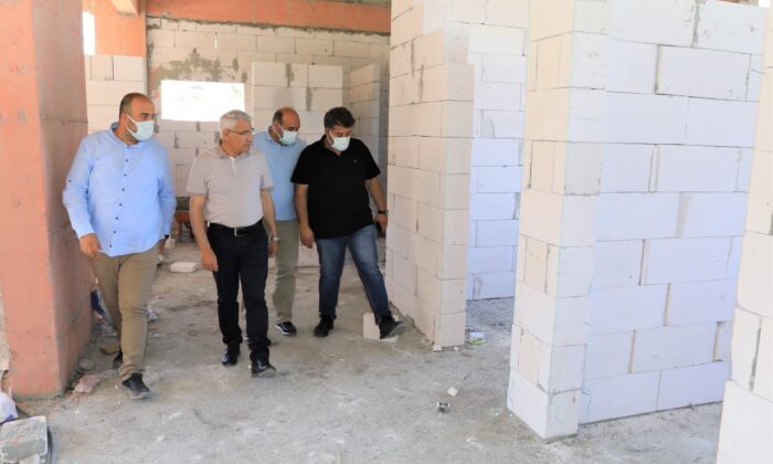 Güder semt kütüphanesini inceledi