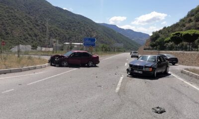 Gümüşhane’de trafik kazası: 3 yaralı
